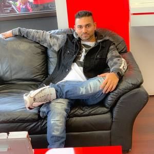 Meet your Posher, Benny